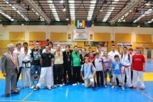 Seis medallas de oro para los clubes comarcales de Taekwondo