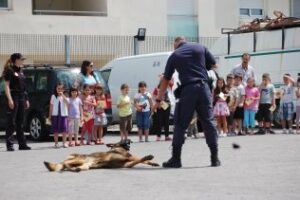 La ciudadanía se acerca a la Policía Nacional en distintas actividades