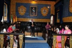 El IES Las Palomas visita el Salón de Plenos