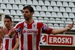 El Algeciras se reúne con Venegas, Roberto y May