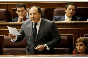 Landaluce asegura la llegada de infraestructuras para la comarca