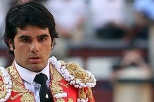 Salvador Vega, triunfador de la Feria y Desiertos los premios a la mejor faena y mejor toro