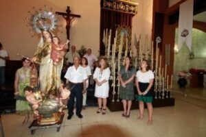La Virgen del Carmen regresa a su templo tras ser restaurada en el museo municipal