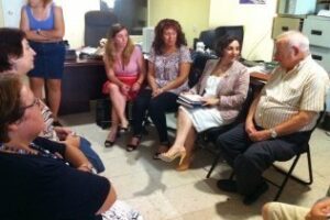 Los vecinos de La Charca-Algodonera transmiten sus necesidades al Ayuntamiento