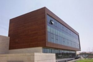 CCOO preocupada por la continuidad de los trabajadores de atención al colectivo gitano