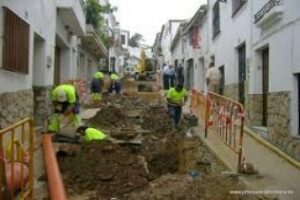 Arcgisa repara otra avería en la única conducción de agua potable a la ciudad