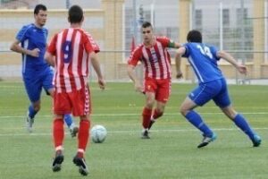 Jugadores cadetes y juveniles trabajan en La Menacha para hacerse un hueco en la cantera del Algeciras