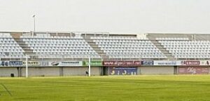 El cesped del Nuevo Mirador mejora su aspecto para la pretemporada