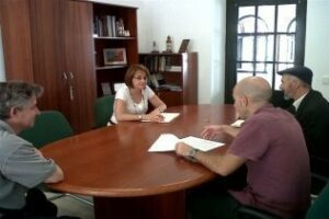 Los profesores de la Escuela de Arte trasladan a Pintor la necesidad de conseguir estudios superiores