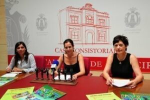 Conesa exije a Sánchez Rull que se preocupe y trabaje más por Algeciras