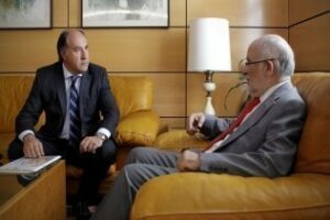 Landaluce plantea a Fomento las carencias de Algeciras en materia de infraestructuras de comunicaciones