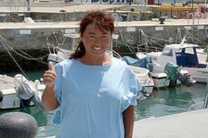 La japonesa Miyuki Fujita cruza el Estrecho en poco más de cinco horas