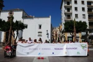 Victoria Kent convoca para mañana viernes una concentración contra el maltrato a la mujer