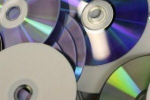 Sigue cayendo la venta de música, aumenta espectacularmente el streaming