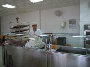 Juan de Dios Regordán, director de Cáritas: El hambre no tiene vacaciones"