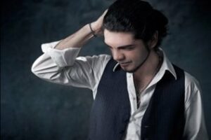 El cantante José Carlos Gómez estrena hoy en el Kursaal su nuevo videoclip