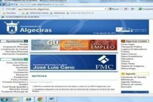 El PSOE denuncia que el PP usa de forma partidista la página web, donde ahora prima el color azul