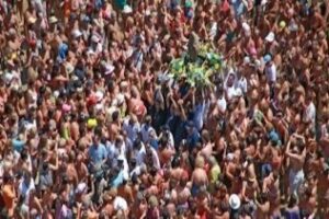 El Mero estima que 8.000 personas acudieron al Rinconcillo a ver la llegada de la Virgen de la Palma