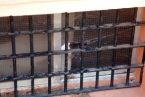 El colegio Alfonso XI sufre importantes daños a consecuencia de actos vandálicos