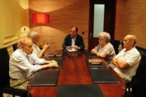 El alcalde recibe de forma oficial a la federación vecinal FAVA