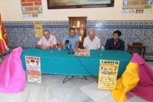 Domingo de toros en Tarifa con El Cordobés, Salvador Vega y Curro Escarcena