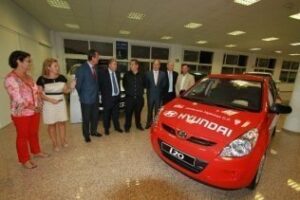 El 'coche del centenario' para el Algeciras se presenta en sociedad