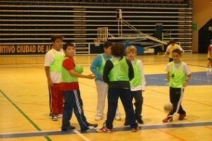Tesorillo vive este fin de semana un trofeo para equipos base de balonmano