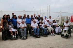 Entregados los diplomas a los participantes del curso de vela adaptada