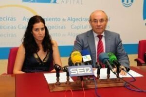 El Ayuntamiento proporcionará ayudas para libros y material escolar a familias sin recursos