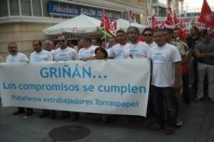 Los trabajadores de Torraspapel se van a Cádiz para manifestarse en la marcha por el empleo