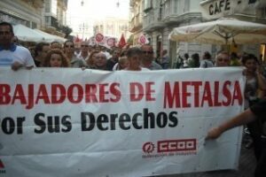 CCOO entrega a trabajadores de Metalsa resoluciones de Fogasa sobre el pago de la deuda