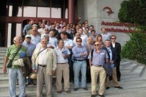 Un grupo de Ingenieros de Caminos andaluces conoce a fondo el puerto algecireño