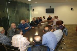 Chaves se comprometa a que se mantenga el proyecto intercultural Un Barrio de Todos