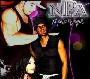 El grupo de música y danza "Ni palo al agua" en concierto en La Linea