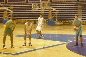 Los cadetes A del CB Algeciras se imponen en el derby con los del Unión Linense