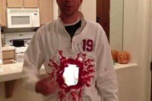 Dos iPads 2 y un bote de ketchup, lo último en disfraces para Halloween