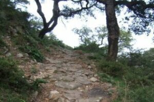 Este domingo, ruta senderista por La garganta de la Fuente Santa