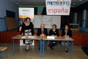 El Colegio Tartessos acoge el inicio del segundo curso del programa "Mentoring" sobre absentismo escolar