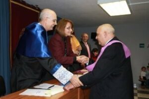 La UNED en Algeciras abre el curso con una lección magistral de Juan Manuel Moreno Retamino