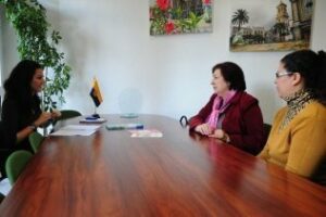 La Asociación de Espina Bífida organiza talleres para los afectados por esta enfermedad y para sus famliares