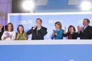 Preguntas Incómodas: ¿Dará España un giro de 180 grados o seguirá igual la economía con Rajoy?