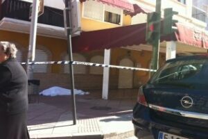 Muere en plena calle un vendedor de cupones a causa de un infarto