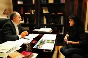 Juana Mari Moreno se ofrece para colaborar en actividades culturales del Ayuntamiento