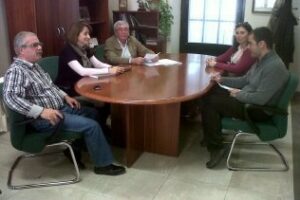 Pilar Pintor se reúne con el Ateneo Republicano para conocer sus inquietudes culturales