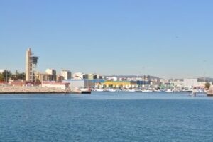 Intervenidos más de 200 kilos de hachís en una embarcación cuando intenta acceder a Algeciras