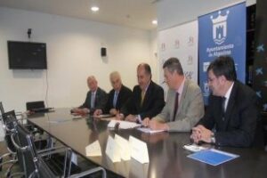 La Caixa abre en la ciudad una línea de microcréditos para impulsar nuevos proyectos empresariales