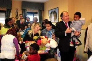 Fundación Atlético de Madrid, Cruz Blanca y Ayuntamiento hacen que los niños más necesitados también disfruten del Día de Reyes