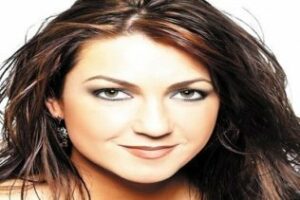 Niña Pastori comienza su gira 2012 con un concierto en Algeciras