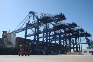 ULV-CA lamenta el "enorme varapalo" para la provincia de la renuncia de Hanjin, de la que culpa al Gobierno