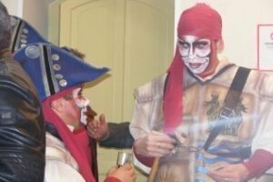 Un cuarto pase de preliminares entre los camerinos del Falla